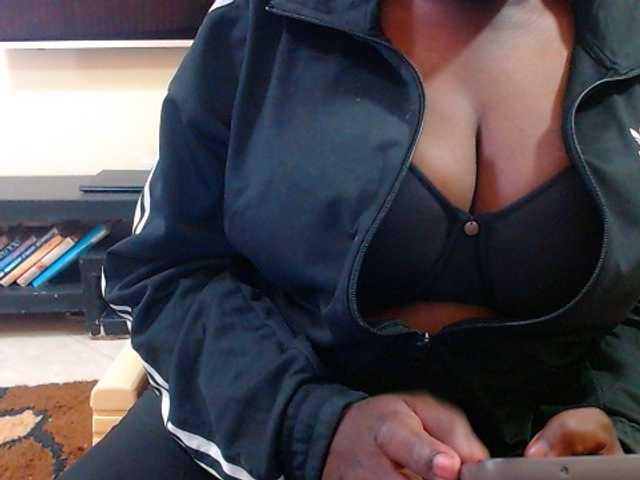 Dalia70 live cam preview
