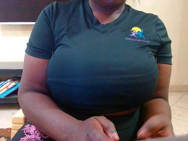 Dalia70 live cam on BongaCams