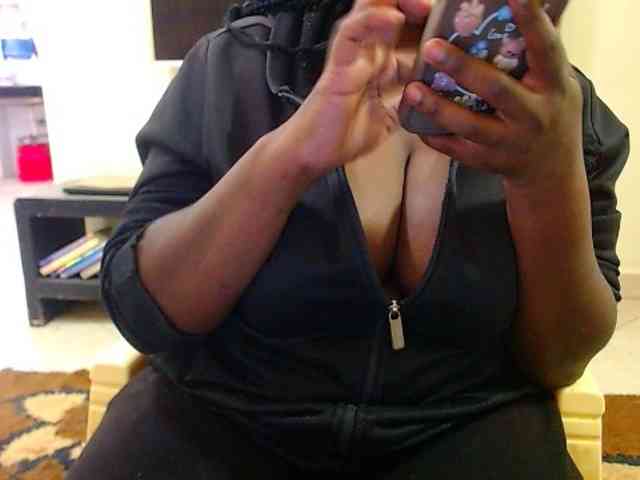 Dalia70 Live Webcam on BongaCams
