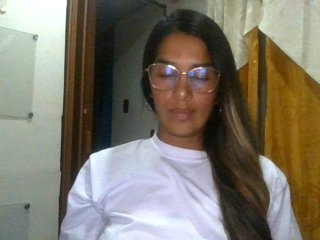 JuanaBrunette