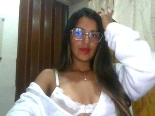 JuanaBrunette