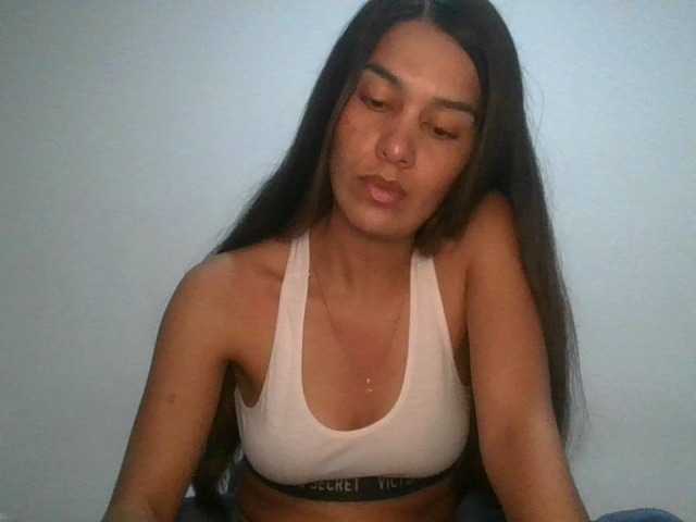 JuanaBrunette