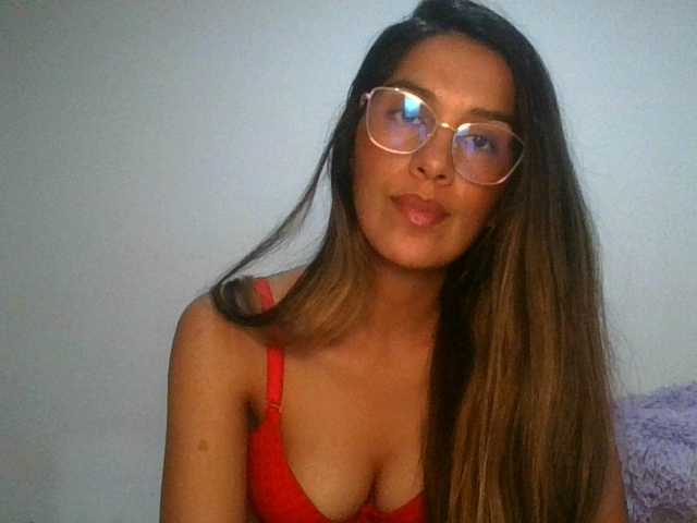 JuanaBrunette