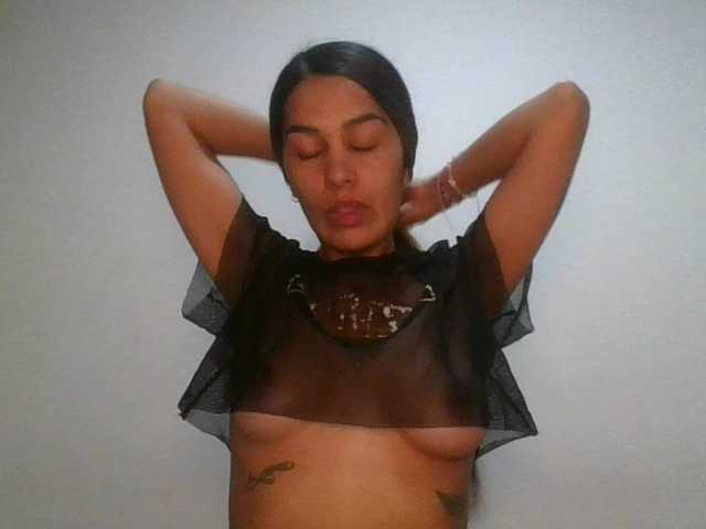 JuanaBrunette