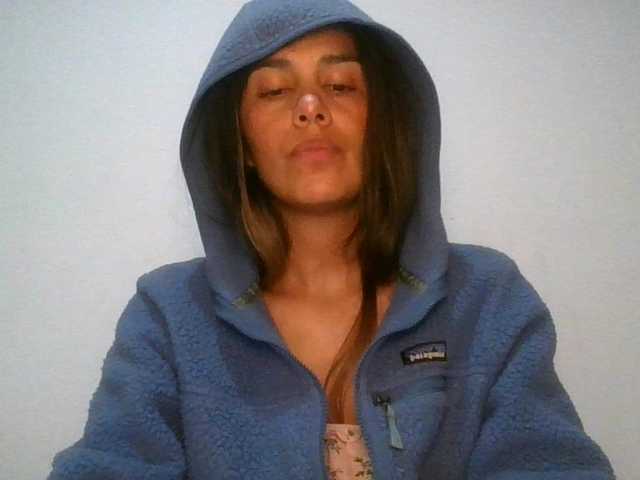 JuanaBrunette live cam on BongaCams