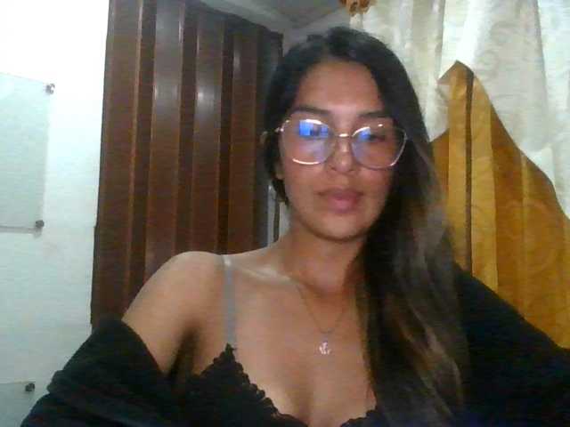 JuanaBrunette
