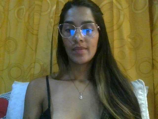 JuanaBrunette