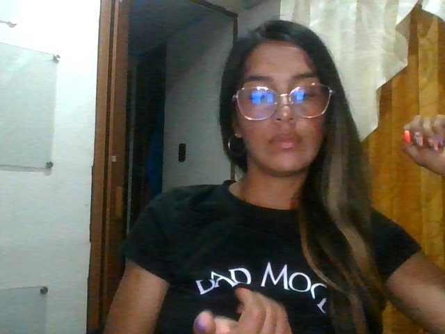 JuanaBrunette