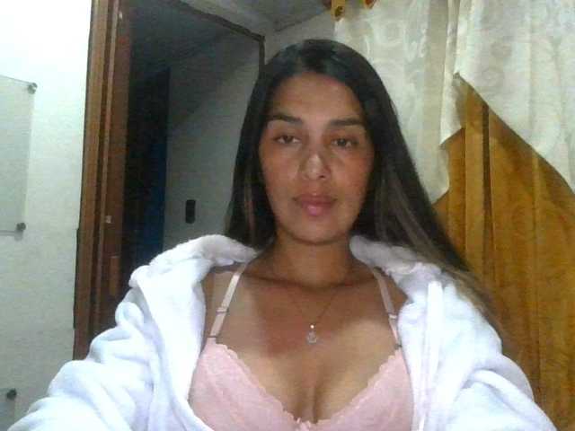 JuanaBrunette