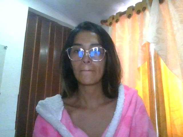 JuanaBrunette