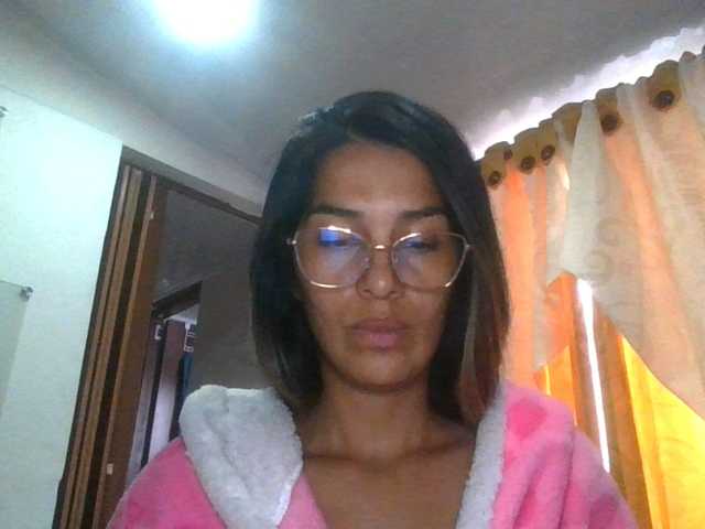 JuanaBrunette