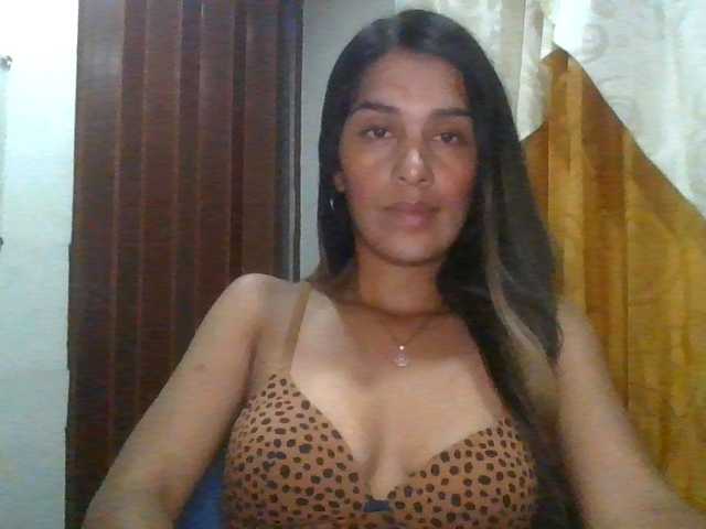 JuanaBrunette