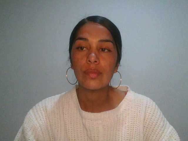 JuanaBrunette live cam on BongaCams