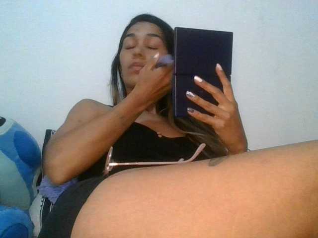 JuanaBrunette