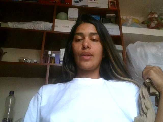 JuanaBrunette
