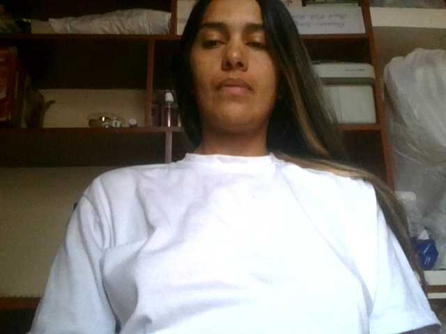 JuanaBrunette live cam on BongaCams