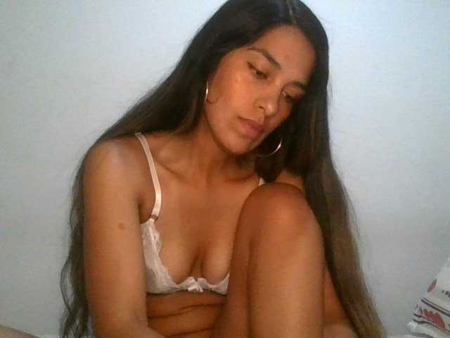 JuanaBrunette