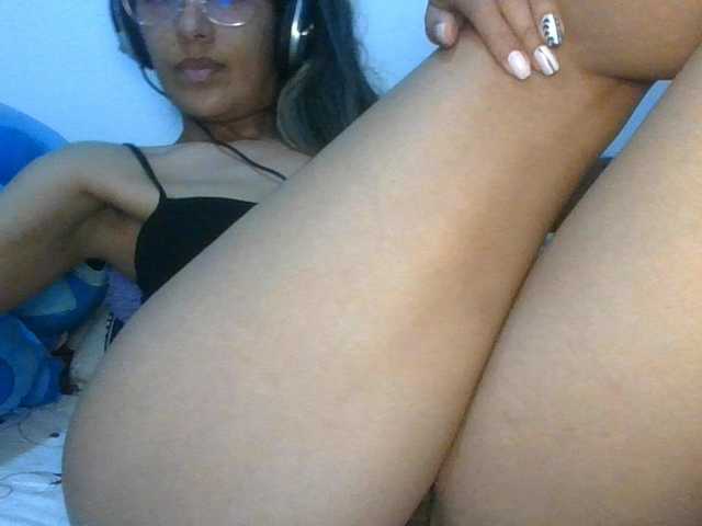 JuanaBrunette