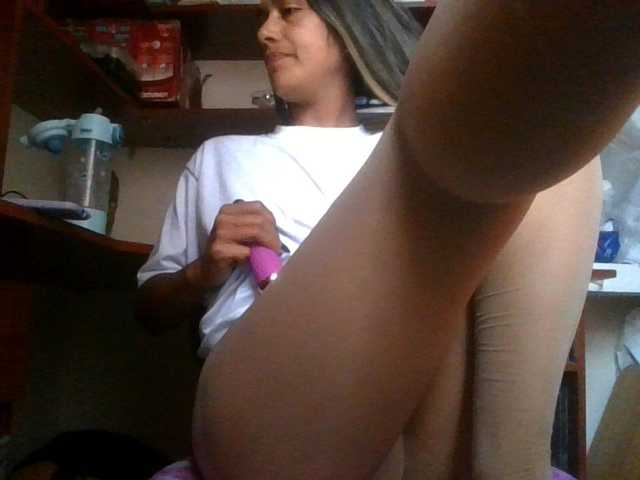 JuanaBrunette