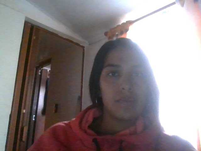 JuanaBrunette