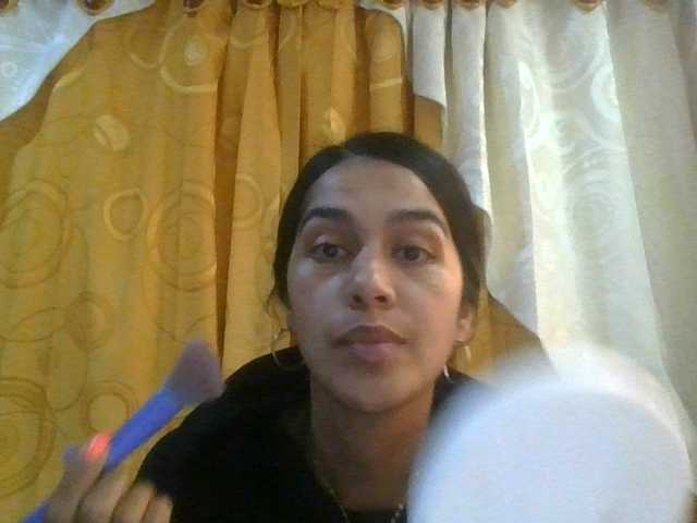 JuanaBrunette
