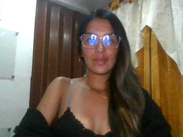 JuanaBrunette