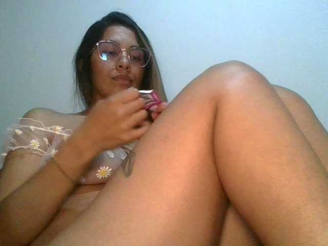 JuanaBrunette