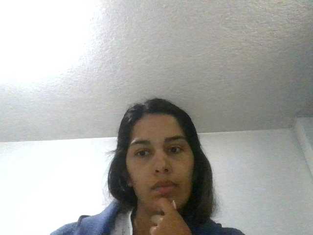 JuanaBrunette live cam on BongaCams