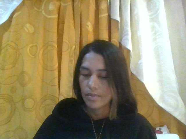JuanaBrunette