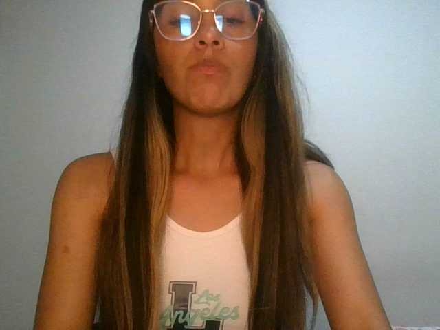 JuanaBrunette