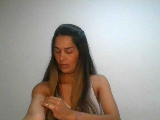JuanaBrunette