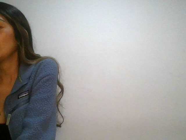 JuanaBrunette live cam on BongaCams