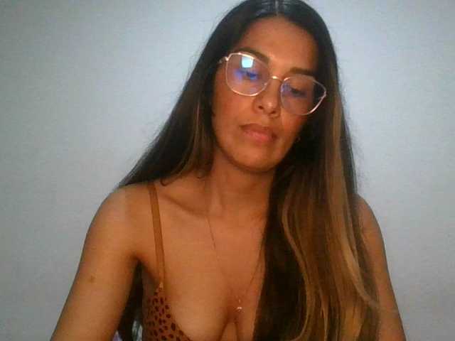 JuanaBrunette