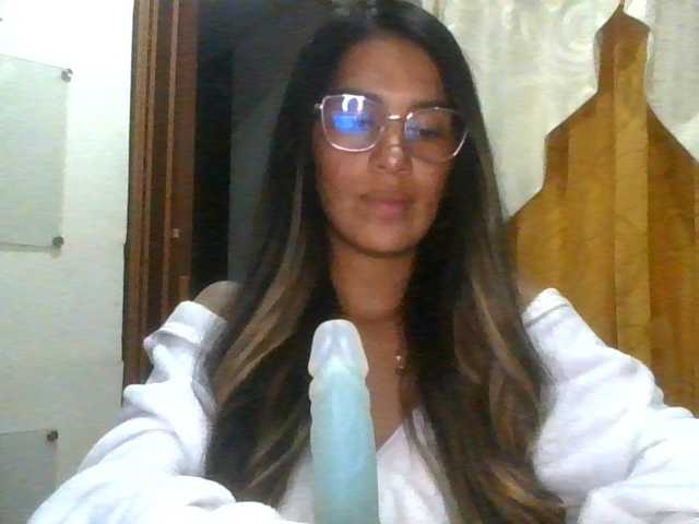 JuanaBrunette