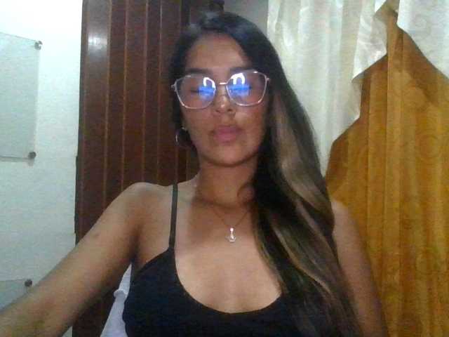JuanaBrunette