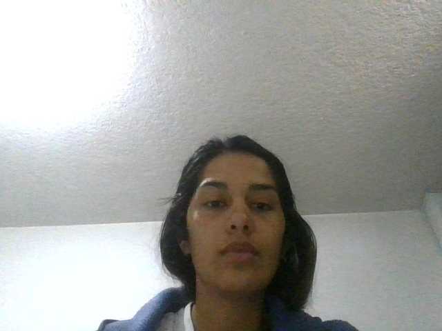JuanaBrunette live cam on BongaCams