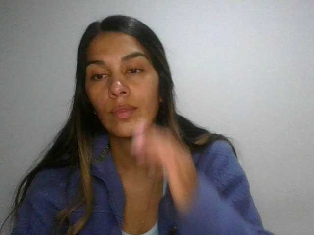 JuanaBrunette