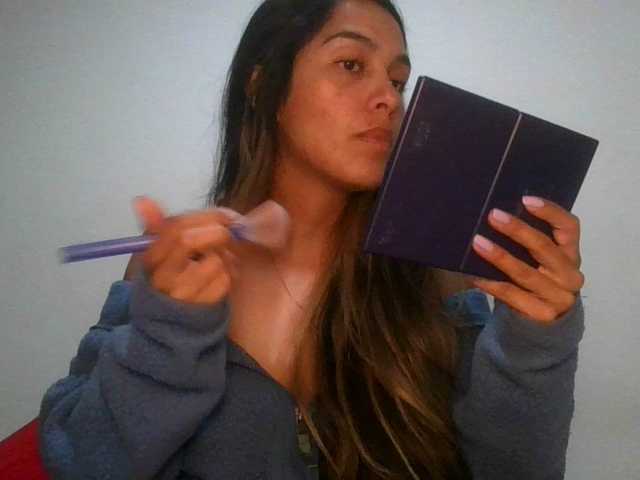 JuanaBrunette