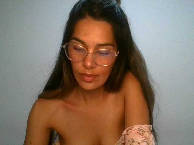 JuanaBrunette