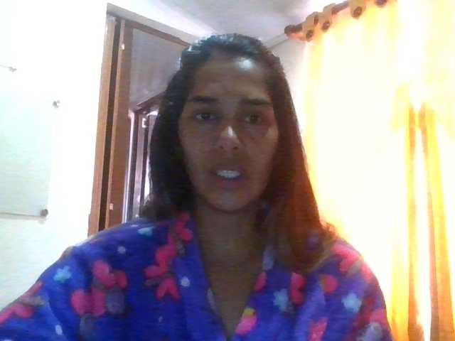 JuanaBrunette