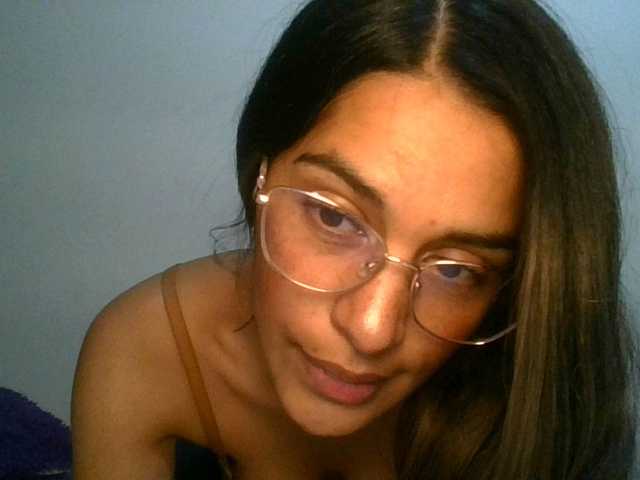 JuanaBrunette live cam on BongaCams