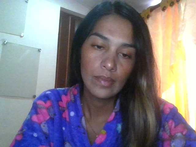 JuanaBrunette