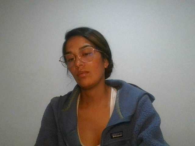 JuanaBrunette live cam on BongaCams