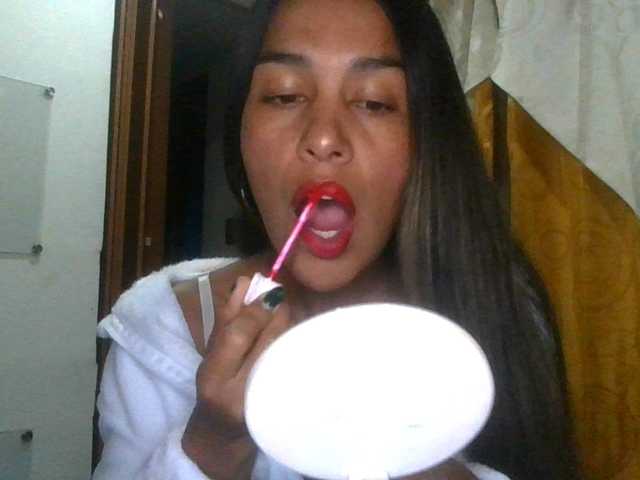 JuanaBrunette