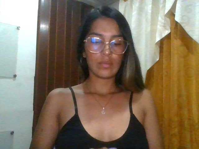 JuanaBrunette