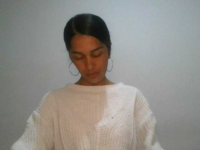 JuanaBrunette live cam on BongaCams