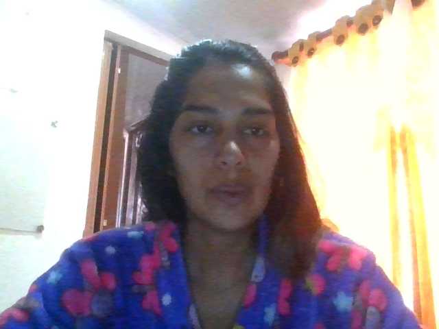 JuanaBrunette live cam on BongaCams