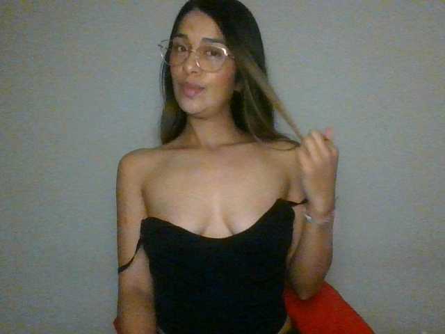 JuanaBrunette