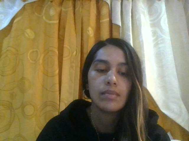 JuanaBrunette