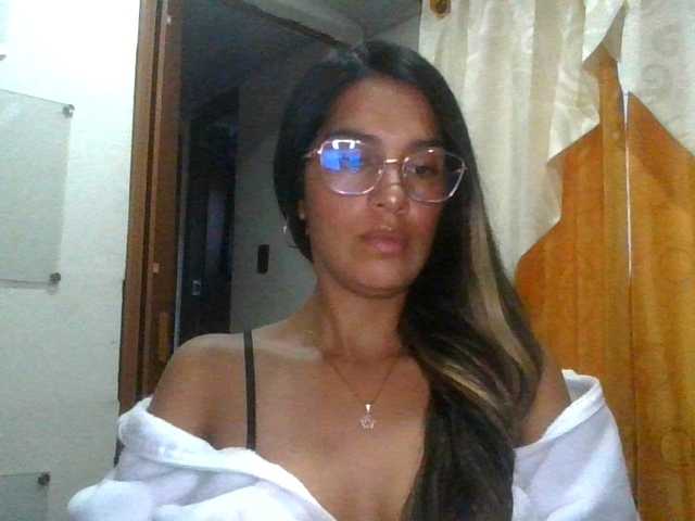 JuanaBrunette